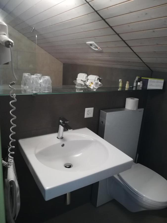 גלארוס Hotel Rhodannenberg Ag מראה חיצוני תמונה